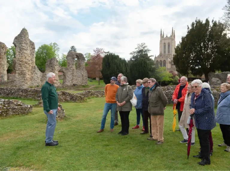 Bury St Edmunds Tour Guides (© courtesy of Bury St Edmunds Tour Guides)